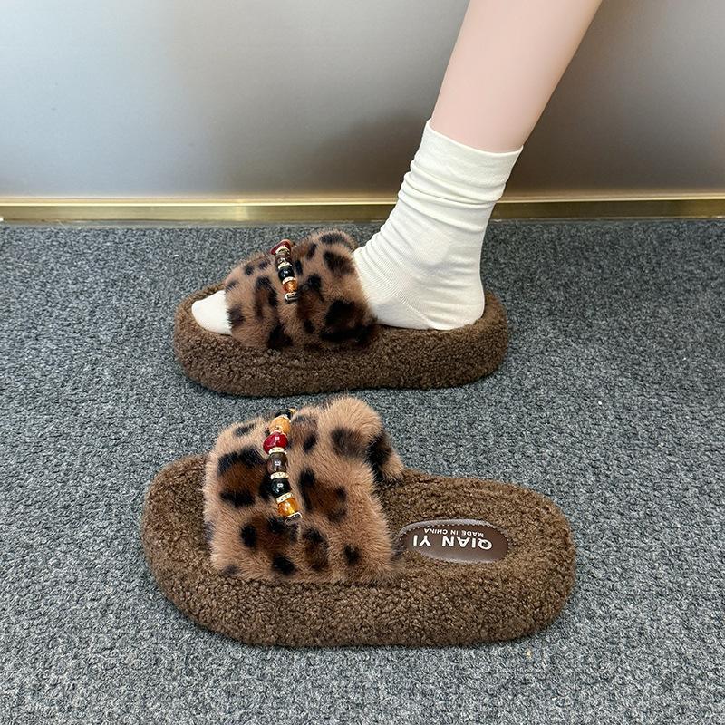 Beaded thick-bottomed fluffy slippers for women's outer wear 2025 autumn and winter new urban style leisure home warmth one-word cotton mop