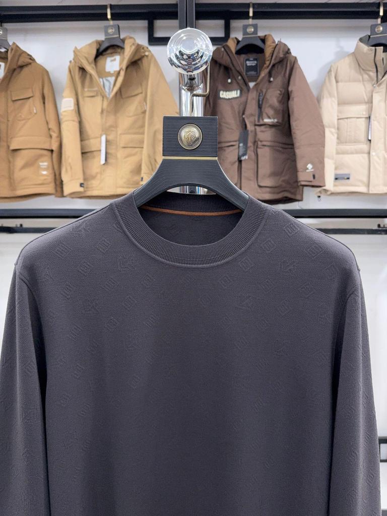 Dou Jia Minimalist Men's Round Neck Knit Sweater - Dark Gray, Warm, Versatile, Long Sleeve, Tagged 0120