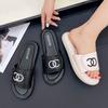 Pantoffeln mit rundem Kopf und Muffinboden, Ein-Zeichen-Design, Damenmode, Außensandalen