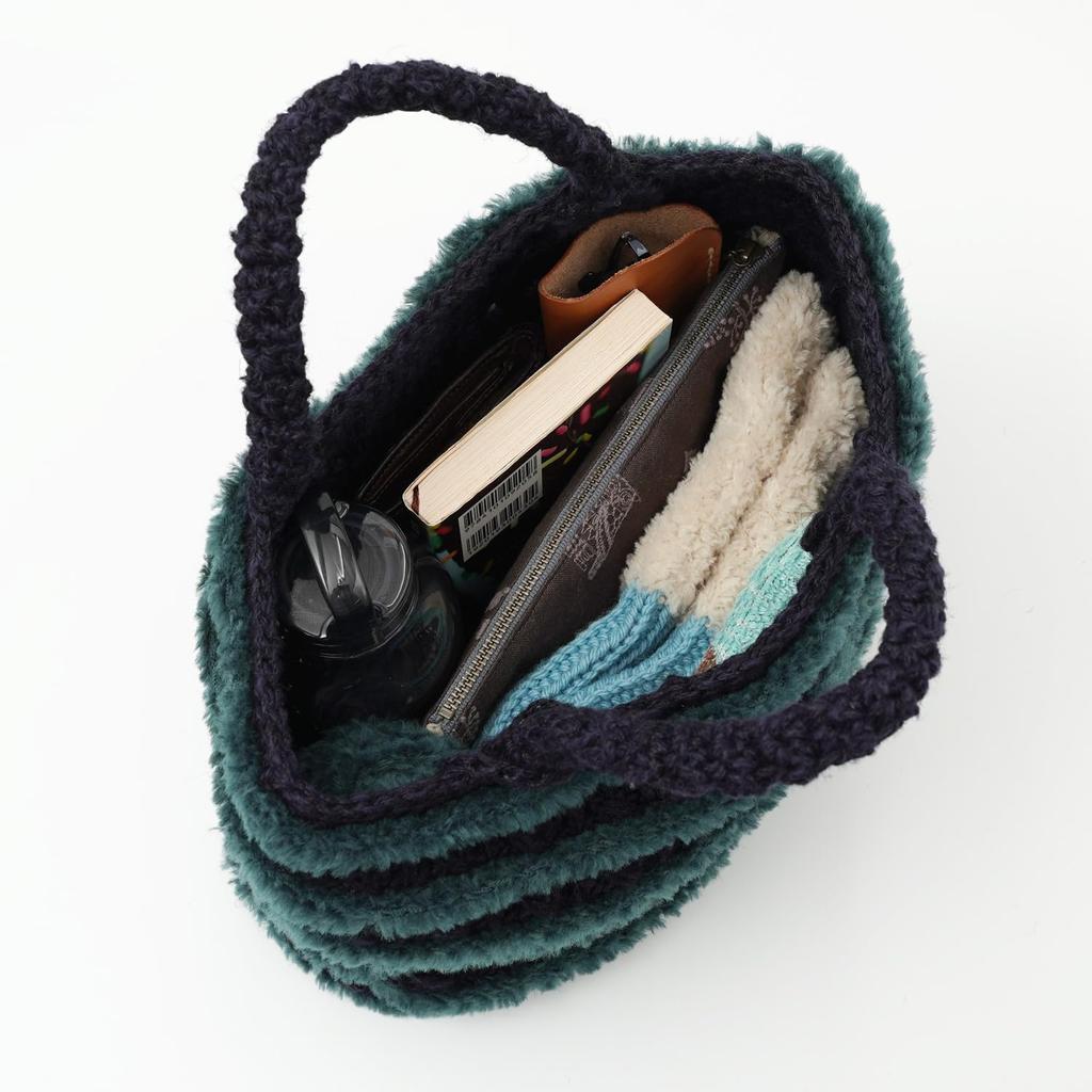 Raw Wool Knitting Kit Fur Border Bag #17-6 (Navy)