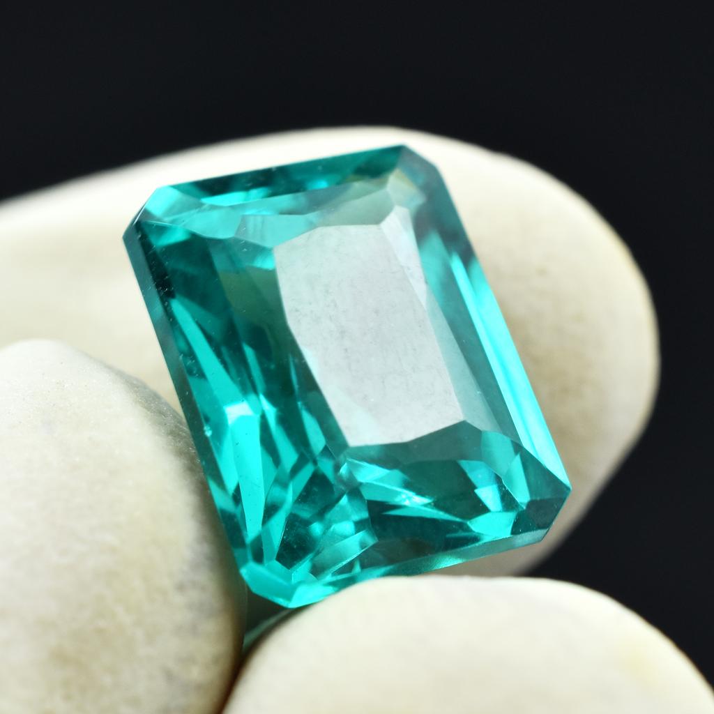 Impressive Emerald Cut 9.45 Ct NATURAL Green Garnet CERTIFIED Loose Gemstone AR-1318