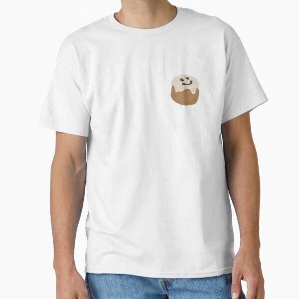 smiley cake Classic T-Shirt T-Shirt Made in US/AUS Size S-2XL Unisex T-Shirt XXL