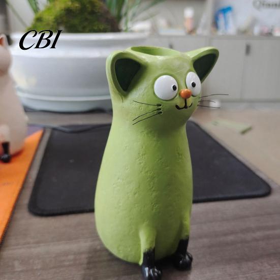 Resin Cat Ornament Quirky Vase, Cute Flower Holder for Desk Shelf, Mini Planter Unique Gift Dried Flowers, Creative Home Decor Ornament, Lovers