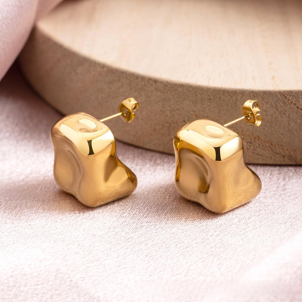 Fashion Personalized Titanium Steel Stud Earrings Three-dimensional Square Concave-convex Earrings Women's Versatile Atmospheric Earrings