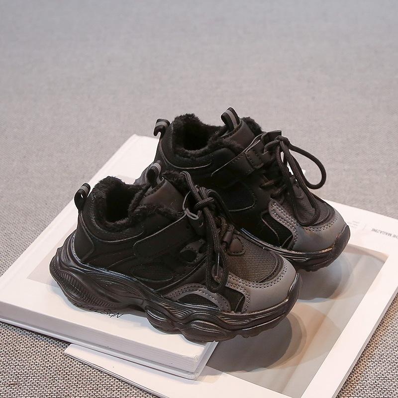 

Спортивная обувь для девочек на шнуровке зимняя бархатная 2025 дышащая повседневная обувь детские кроссовки мягкая подошва средняя и универсальная для детей старшего возраста 30 yards inner length 18.6CM чёрный