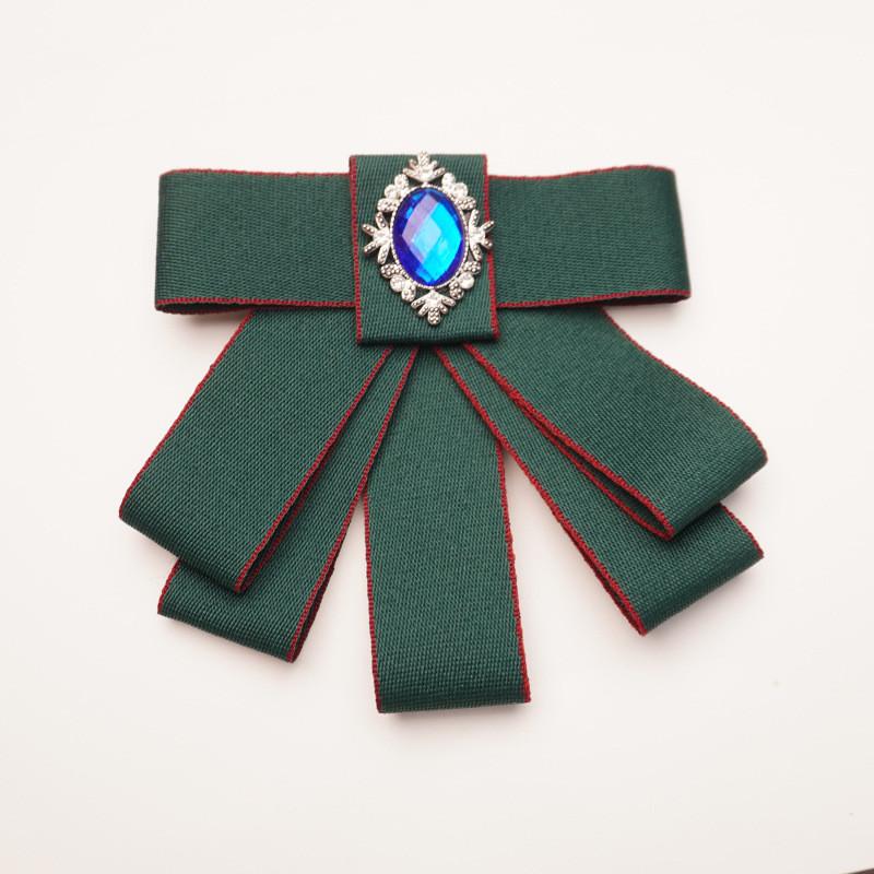 Elegant Unisex Collar Flower With Polyester Material For Weddings And Parties