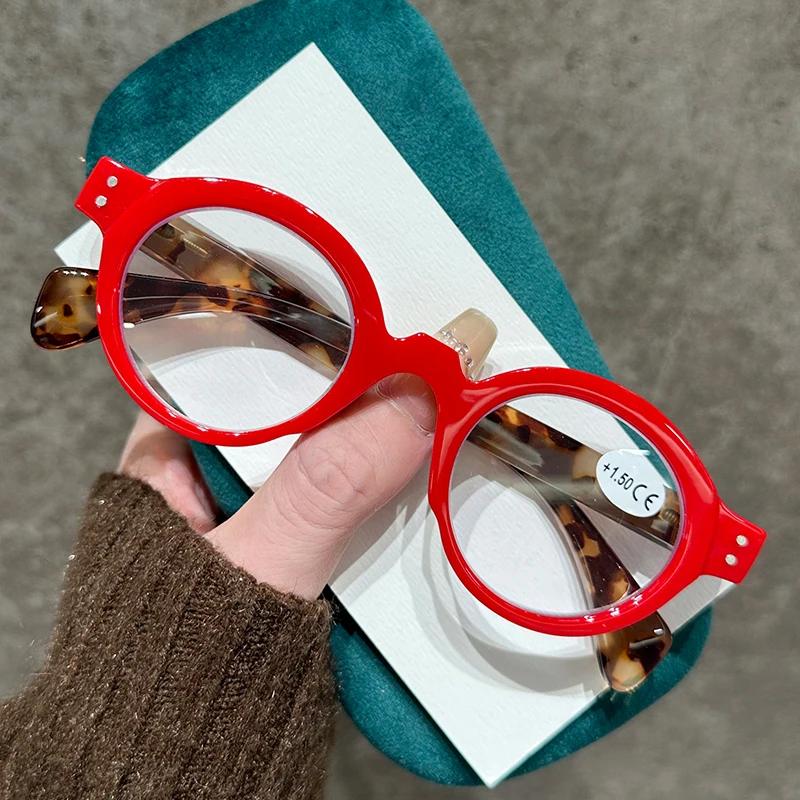 Women's Literary Retro Round Frame Presbyopia Glasses Ultra-light Frame High-definition Blue Light-blocking Reading Glasses