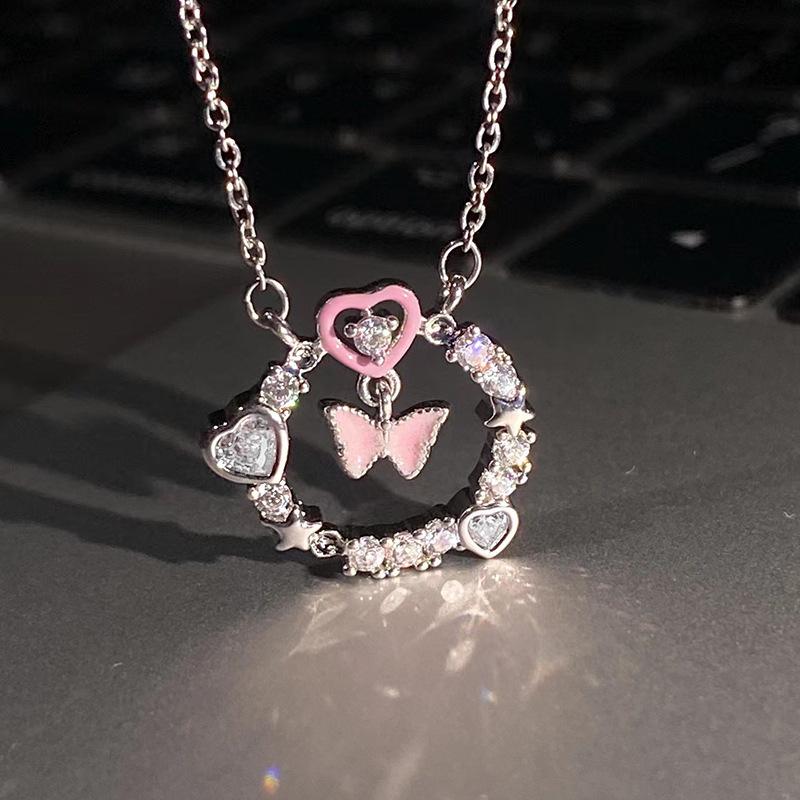 Titanium Steel Does Not Fade, Simple High-End Necklace Women'S Design Temperament Collarbone Chain Fashionable Personalized Pendant