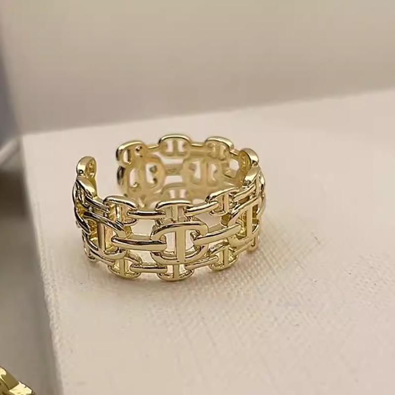 Adjustable Minimalist Open Ring: High-End Niche Design, Versatile & Cool. Adjustable