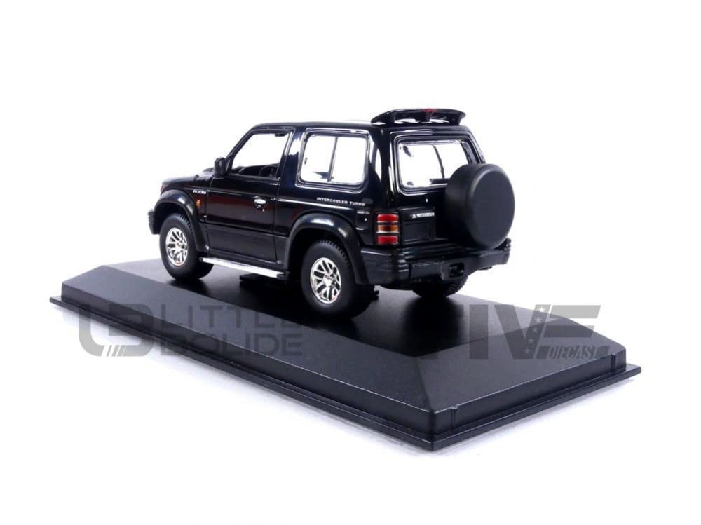Maxichamps 940163370 Mitsubishi Pajero Collectible Miniature Car 143 SWB-1991-Black