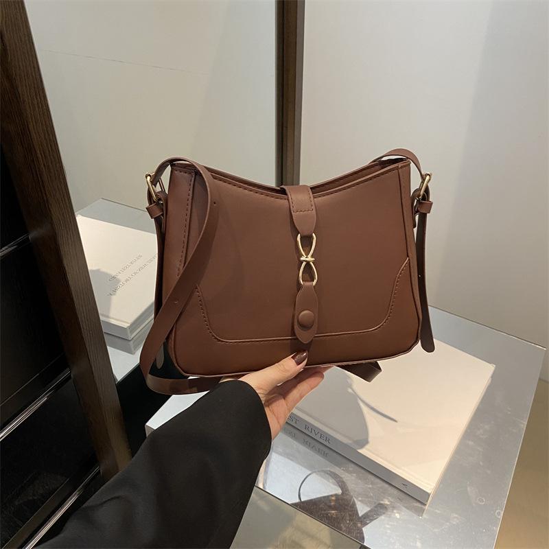 

Underarm bag women s 2025 new autumn fashion texture commuter bag niche design messenger bag women s bag
