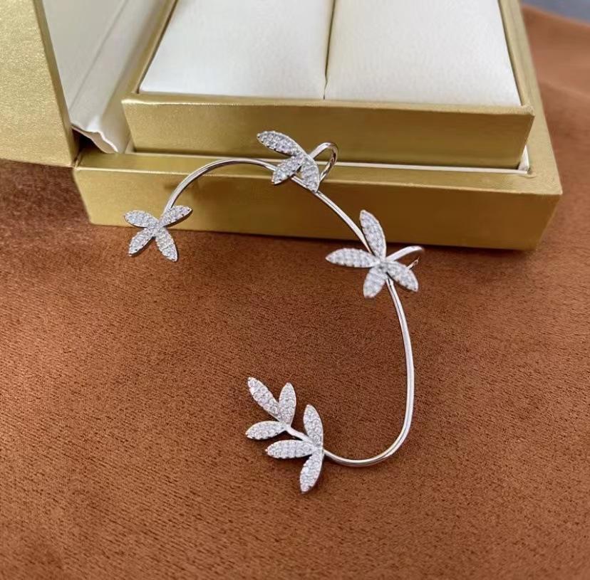 HELLOICE Orecchini Pendenti A Goccia Con Ali D'Angelo – Unisex, Ipoallergenici, Placcati Oro 18K