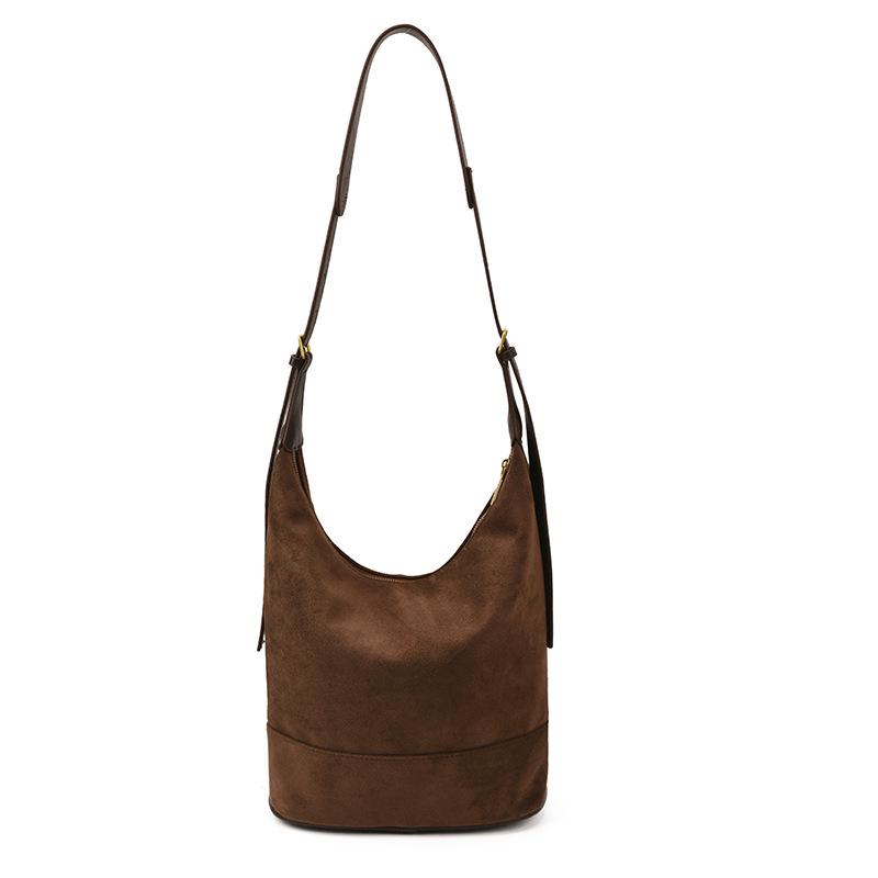 

Frosted Large Capacity Cowhide Crossbody Bucket Bag: Trendy, Lazy Style for Commute кавовий