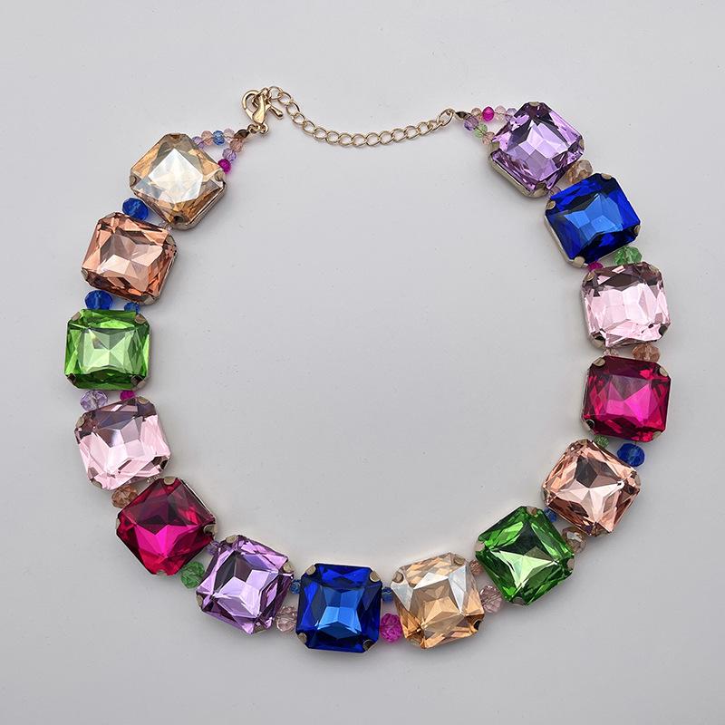 

Европейско-американское квадратное хрустальное ожерелье 23 мм - Легкая роскошь и мода