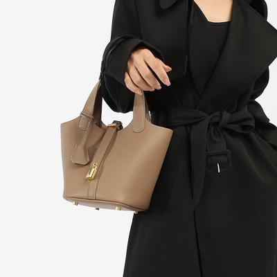 Dámská kabelka nového stylu: Jednoduchá, módní taška typu bucket pro matku a dítě