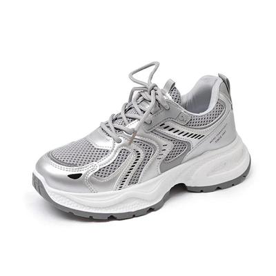 Încălțăminte pentru femei – Adidaşi