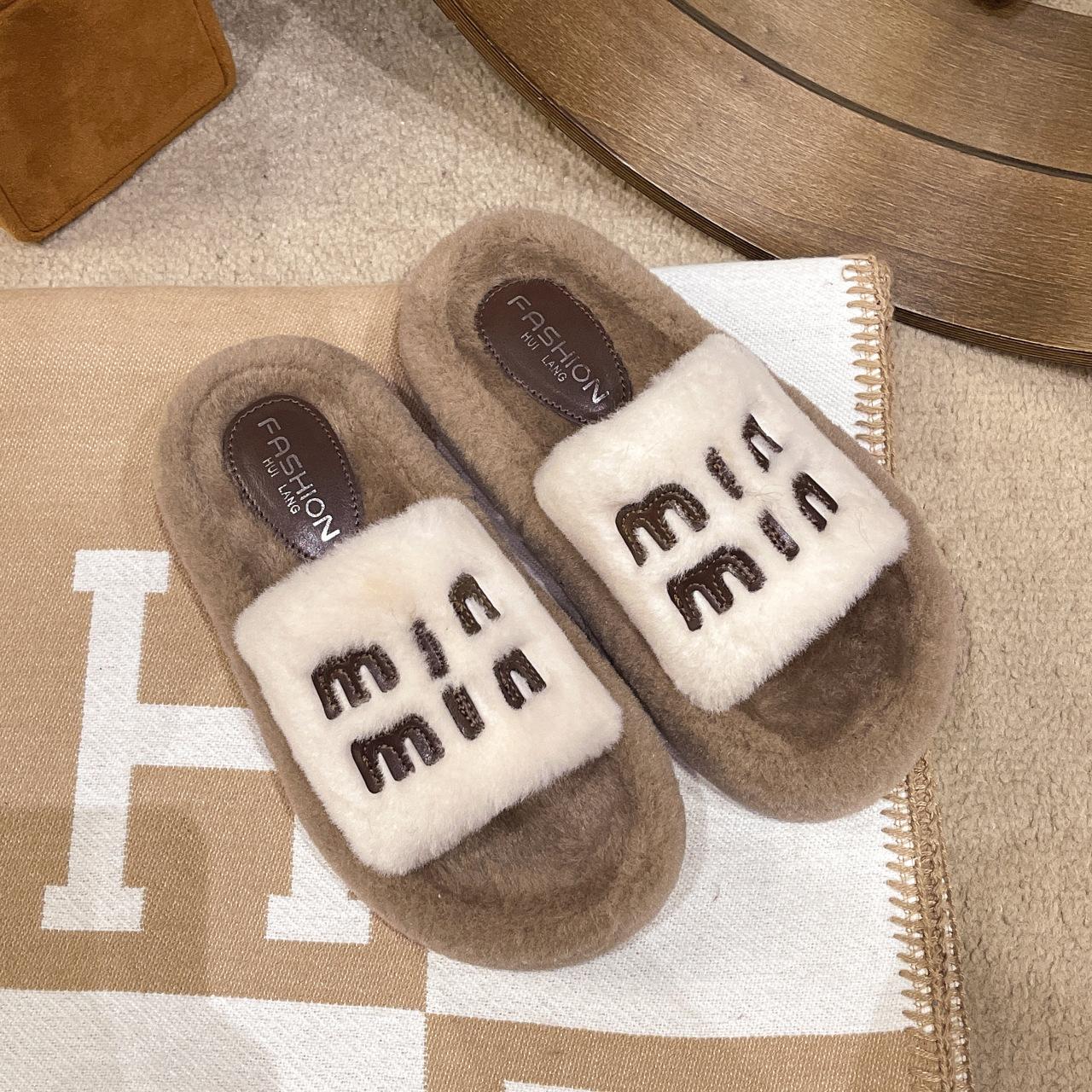 

Тапочки с буквами и одним словом, женская новая верхняя одежда, пушистые, удобные, универсальные, модные 42