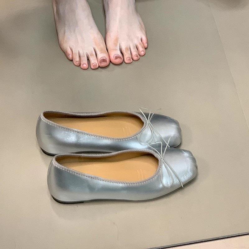 Square Head Bow One-pedal Inner Height Increase Commuter Shoes New French Versatile Light Mouth Ladyshoes