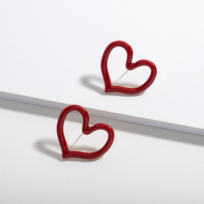 Trendy Heart Stud Earrings: Versatile Japanese-Korean Style for Women