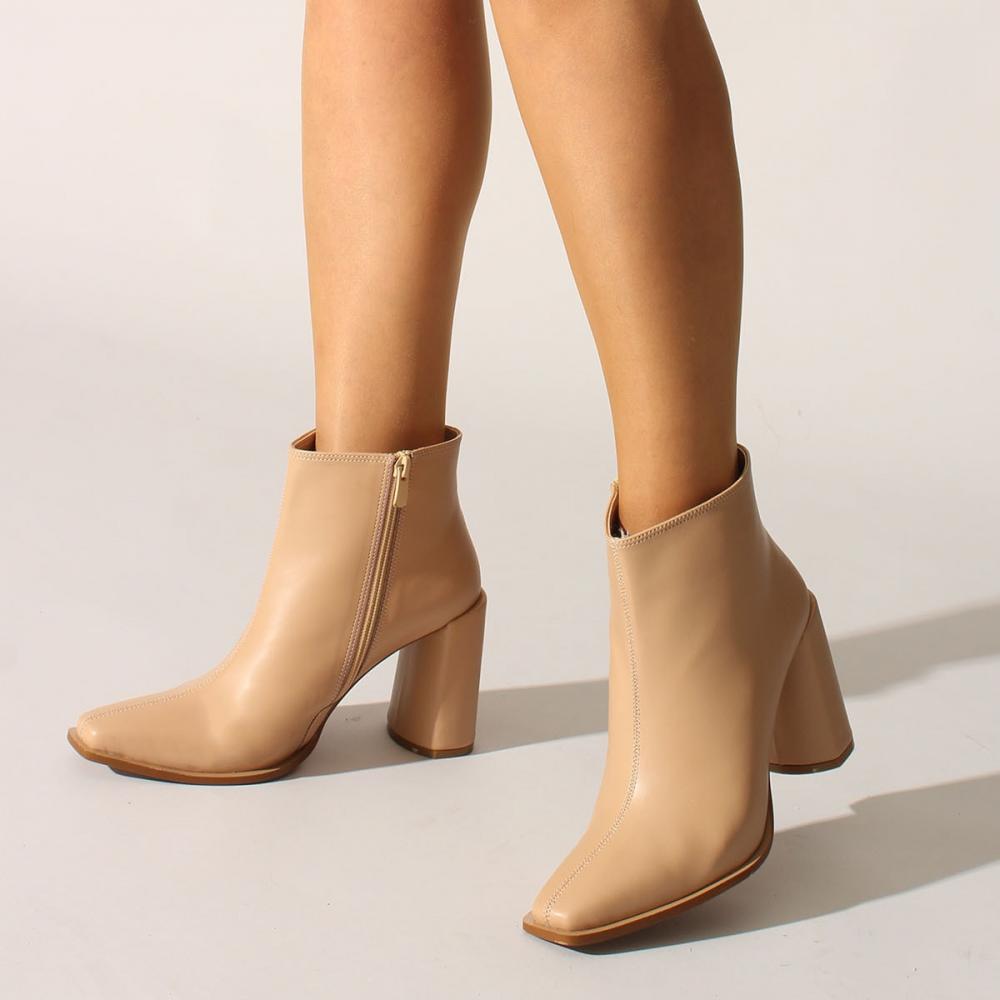 

Женские ботинки и ботильоны из лакированной кожи Ten Leather 36 бежевый