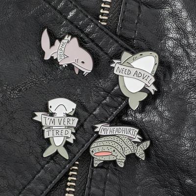 Cartoon Underwater World Shark Brooch: Cute Ribbon Shark Drip Oil Jewelry