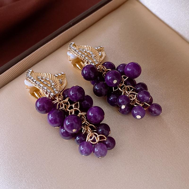 

Винтажные серьги-пусеты с бриллиантами «Серебряная игла» - Ретро и роскошный дизайн для женщин