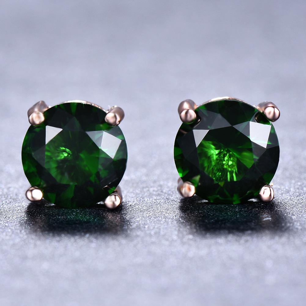 Białe Okrągłe Kolczyki Sztyfty z Diamentami z Czterema Ząbkami dla Kobiet - 8MM Cyrkonia, Modna i Wszechstronna Biżuteria.