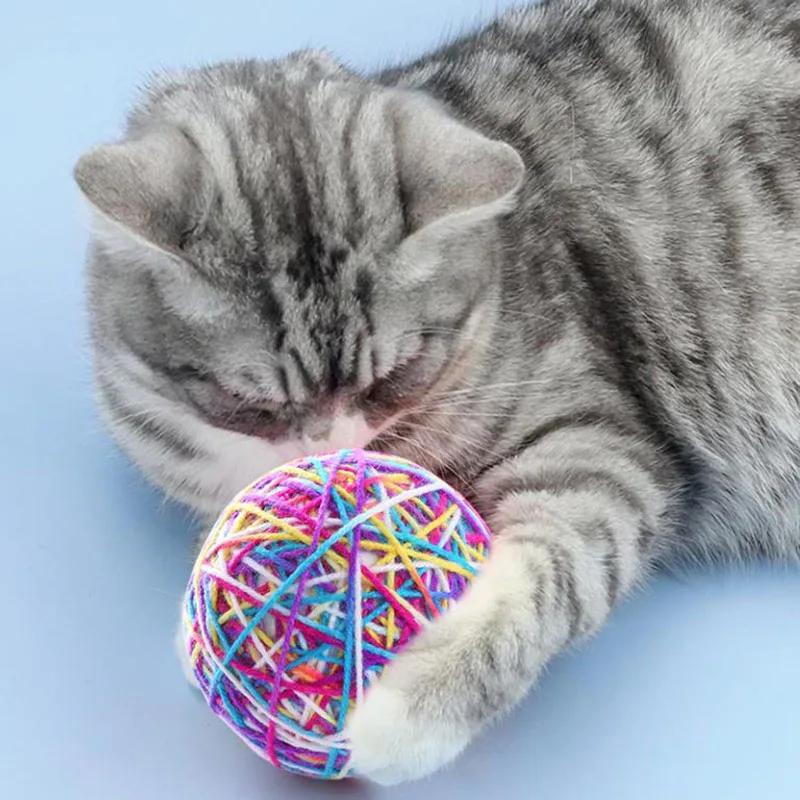 Dia. 9cm Cute Cat Dog Toys Pet Dog Cat Toy Colorful Wool Round Ball with Small Bell Rainbow Toy For Dog Cat Chewing Playing