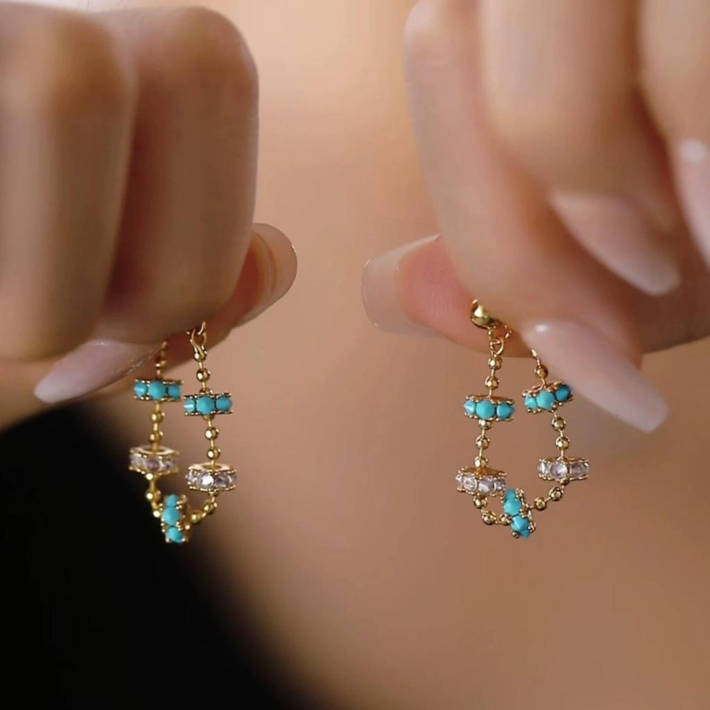 Versatile Niche Minimalist Personalized Earrings