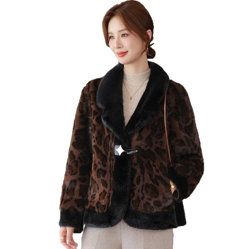 Neue Mutter Herbst- und Winterkleidung große Größe Imitation Nerz Samtjacke mittlere und ältere Frauen Winterkleidung Leopardenmuster Pelz integriertes Oberteil