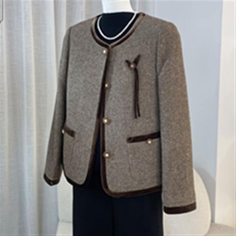 

Стильное весенне-осеннее короткое пальто для женщин среднего и пожилого возраста - Шикарный, молодежный дизайн XL (Recommended 90-110 jin) кофейный