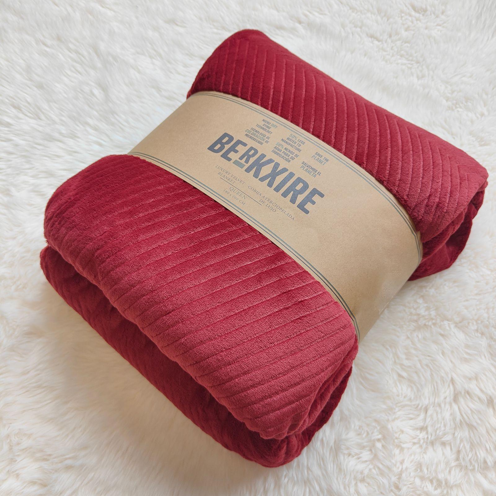 

Однотонное глянцевое фланелевое одеяло с покрытием из кораллового флиса, подарочное одеяло, повседневное меховое одеяло для малышей и пожилых людей 180X200cm