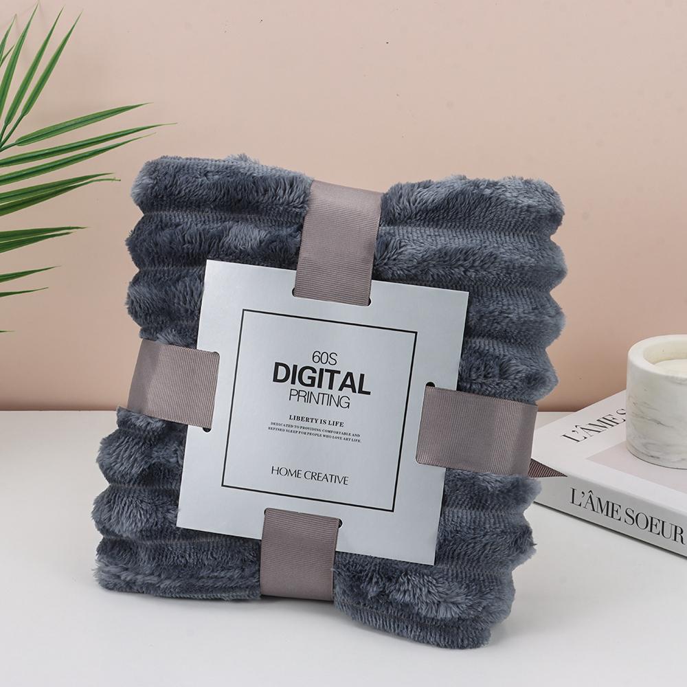 Double Sided Throw Blanket Warm Plush Striped Blankets New Conditioning Quilt