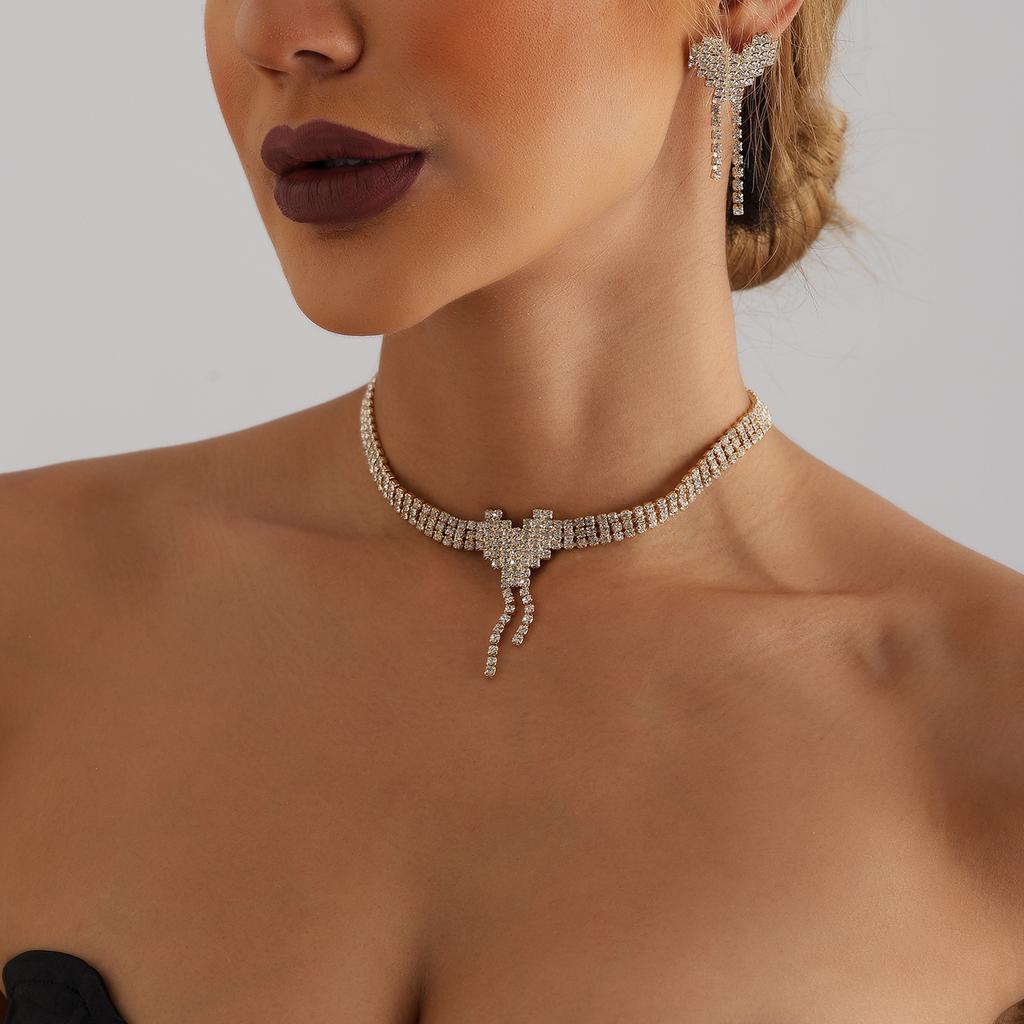 Jewelry Temperament Claw Diamond Chain Diamond Inlaid Love Tassel Necklace Earrings Set Item Jewelry