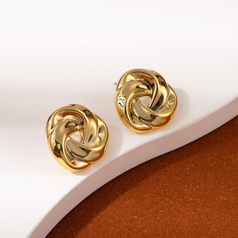 Exaggerated Floral Petal Earrings: Multi-layered Niche Design with a European & American Style