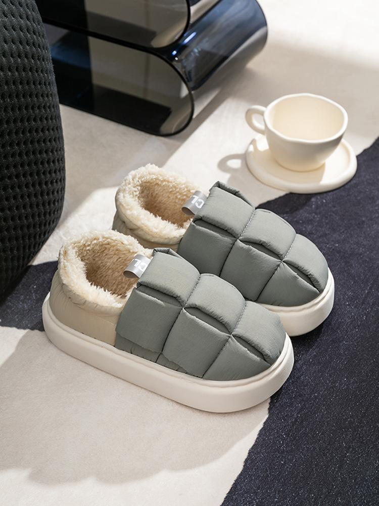 Зимние новые высокие хлопковые швабры на толстой подошве утолщенные и набивные для домашней носки хлопковые туфли брикеты набитые толстоподошвенные хлопковые швабры black white 2960₽