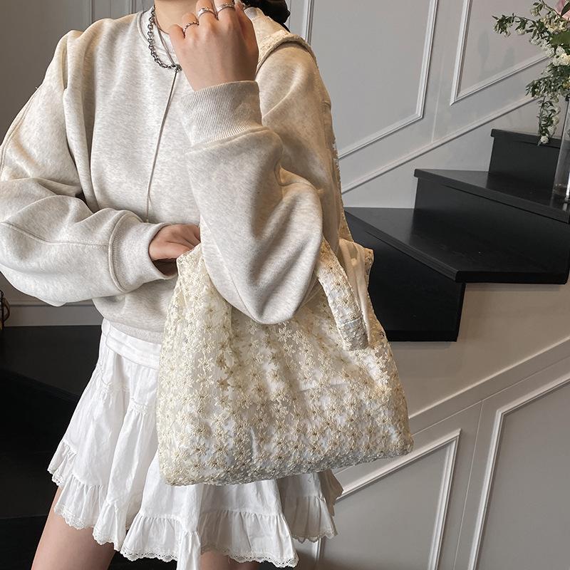 Mesh Flower Shoulder Bag Cherry Blossom Three-dimensional Hook Lace Literary and Sweet Summer Vest Bag