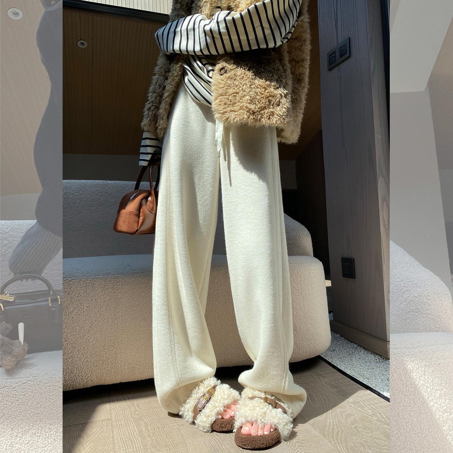 

Women s Plus Size White Wool Wide-Leg Pants for Autumn/Winter - Curvy Fit with Velvet Lining L