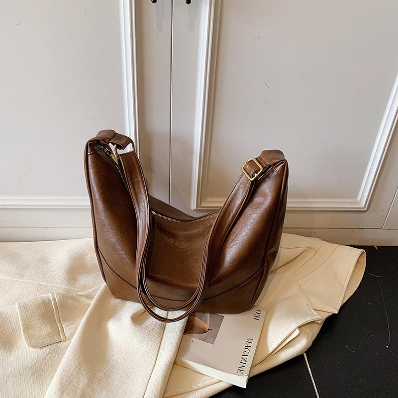 Bag Light Luxury Niche High-end Messenger Bag Women's Bag 2025 New Fashion Autumn and Winter Retro Shoulder Bag Dumpling Bag