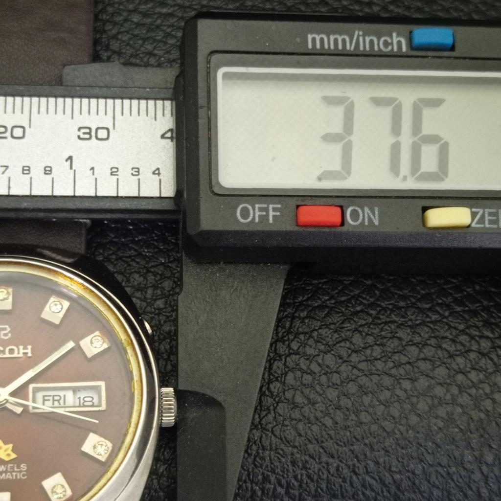 JAPAN VINTAGE RICOH R31 AUTOMATIC MENS ORIGINAL DIAL WATCH a703549-1 R213d-a703549