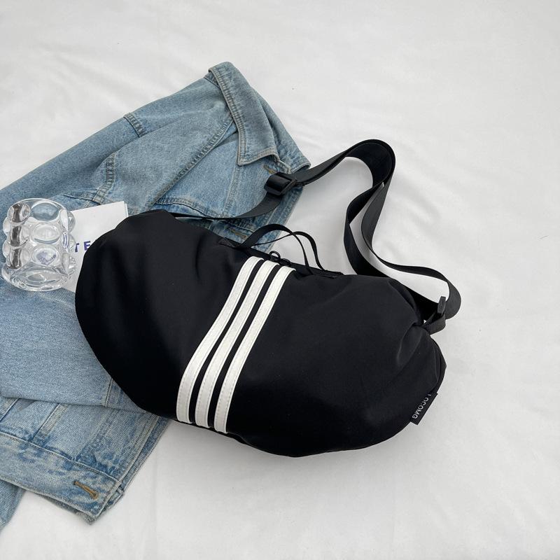 

Популярные сумки женские сумки 2025 новые модные холщовые сумки широкие плечевые ремни на одно плечо подмышку сумки повседневные универсальные сумки-мессенджеры