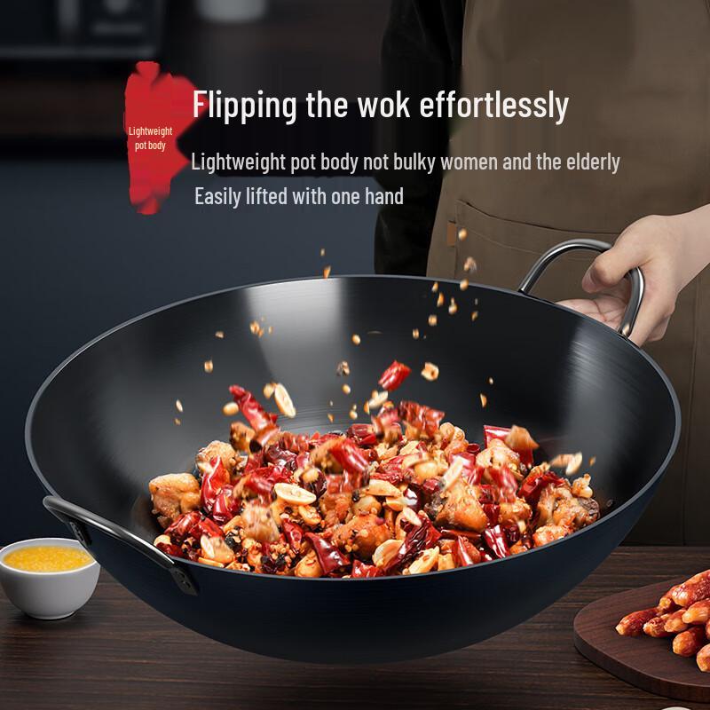 Traditioneller handgefertigter Eisenwok