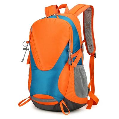 New Large Capacity Outdoor Luggage Storage Bag Breathable And Waterproof Backpack The Back  Reflective Strip Bag
