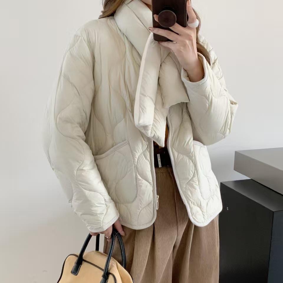 2026 Women's Lightweight White Duck Down Jacket with Scarf Style, Winter Round Neck, Casual and Thin Gourd Design.