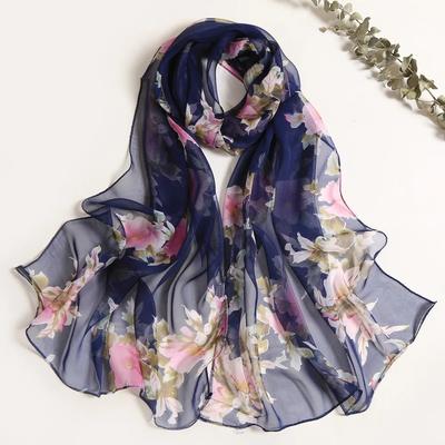 Foulards en soie pour femmes Châles en mousseline Écharpes fines Hijab pour dames Bandanas à imprimé floral Foulards de tête Protection solaire Longue écharpe pour le cou