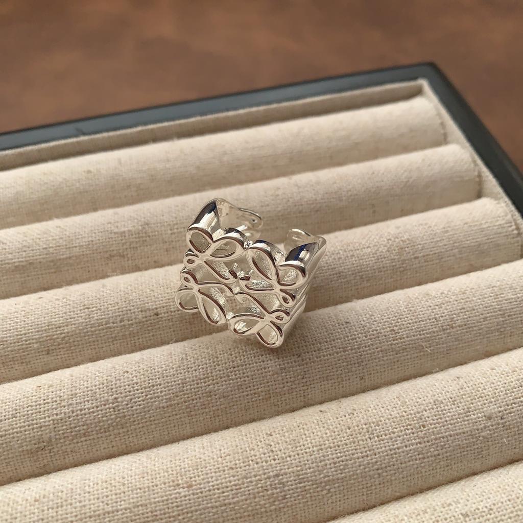 Welfare Cold Wind Resin Ring Zircon Ring Versatile Spiral Ring Fashionable Personality Women