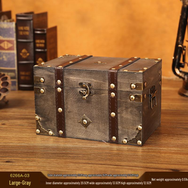 European Retro Lockable Wooden Trunk: Home Storage and Escape Room Decoration