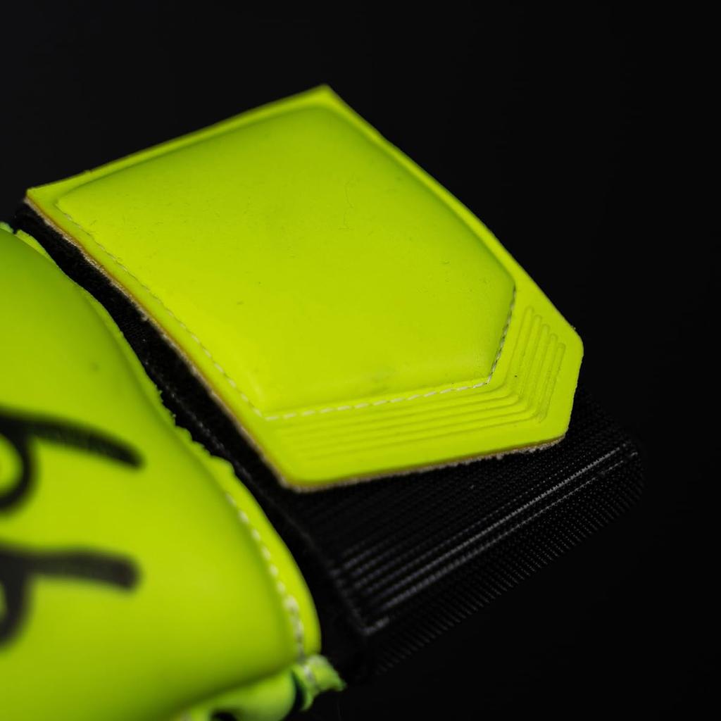 Uhlsport Match Soccer Goalkeeper Prediction Energy Absolute Grip Half Gloves, Negative, 101133301-01-10