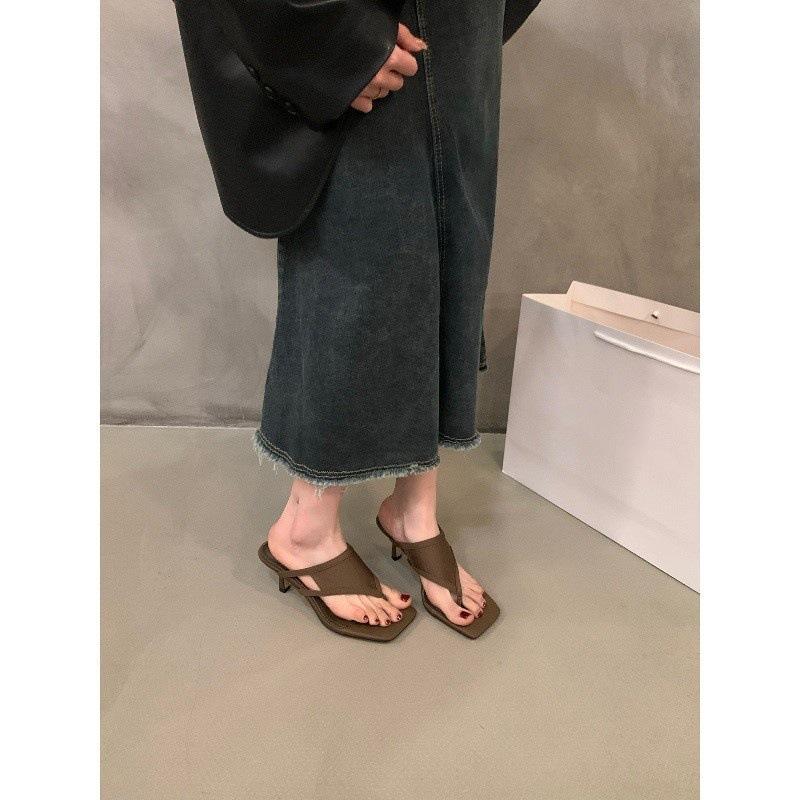 French Pinch Flip-flops Shoes Women's Shoes Summer Wear 2025 New Internet Celebrity Temperament Sandals High Heels Sandals