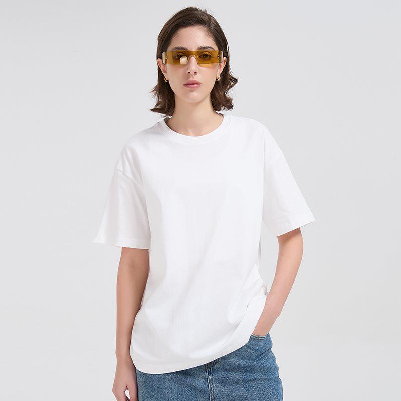 Hochwertiges Herren-Kurzarm-T-Shirt aus gekämmter Baumwolle (220g) mit leicht überschnittenen Schultern - Sommer 2026 Kollektion